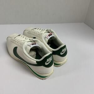 Nike Cortez Gorge Green DN1791 101 Size 8 Women White Low Top Sneaker Shoe